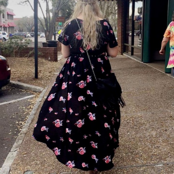 Xhilaration Dresses & Skirts - Xhilaration Floral Romper Dress